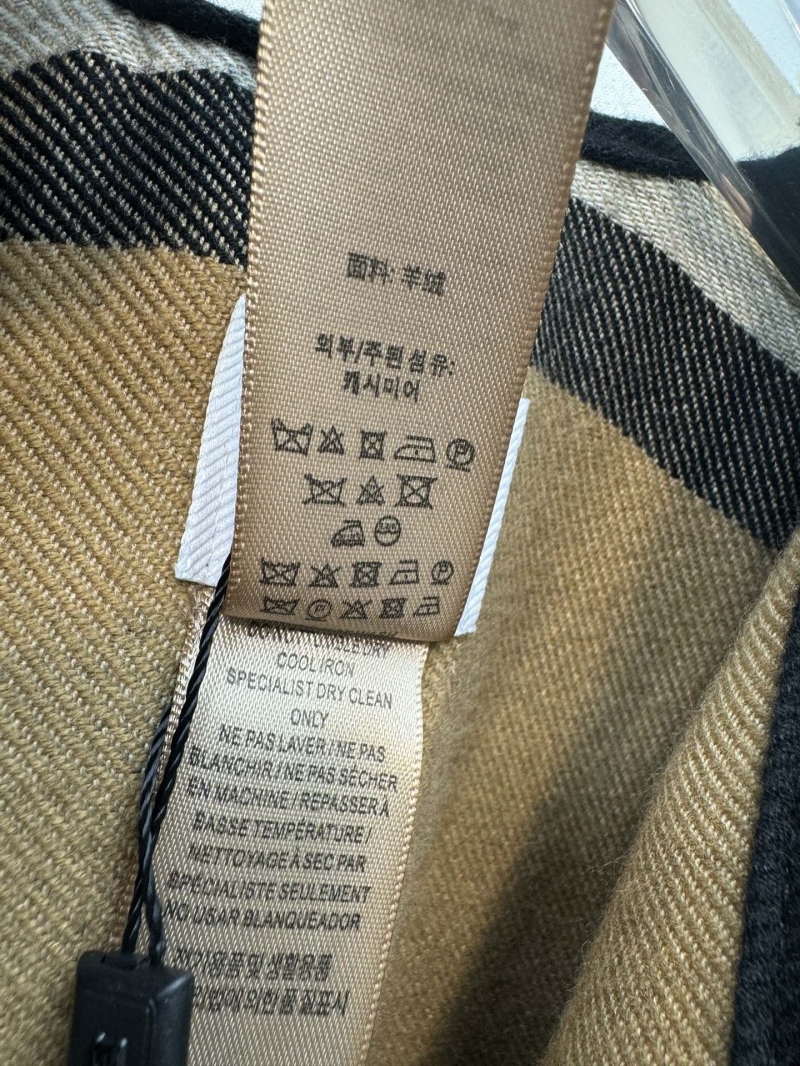Bv*b*rry outwear